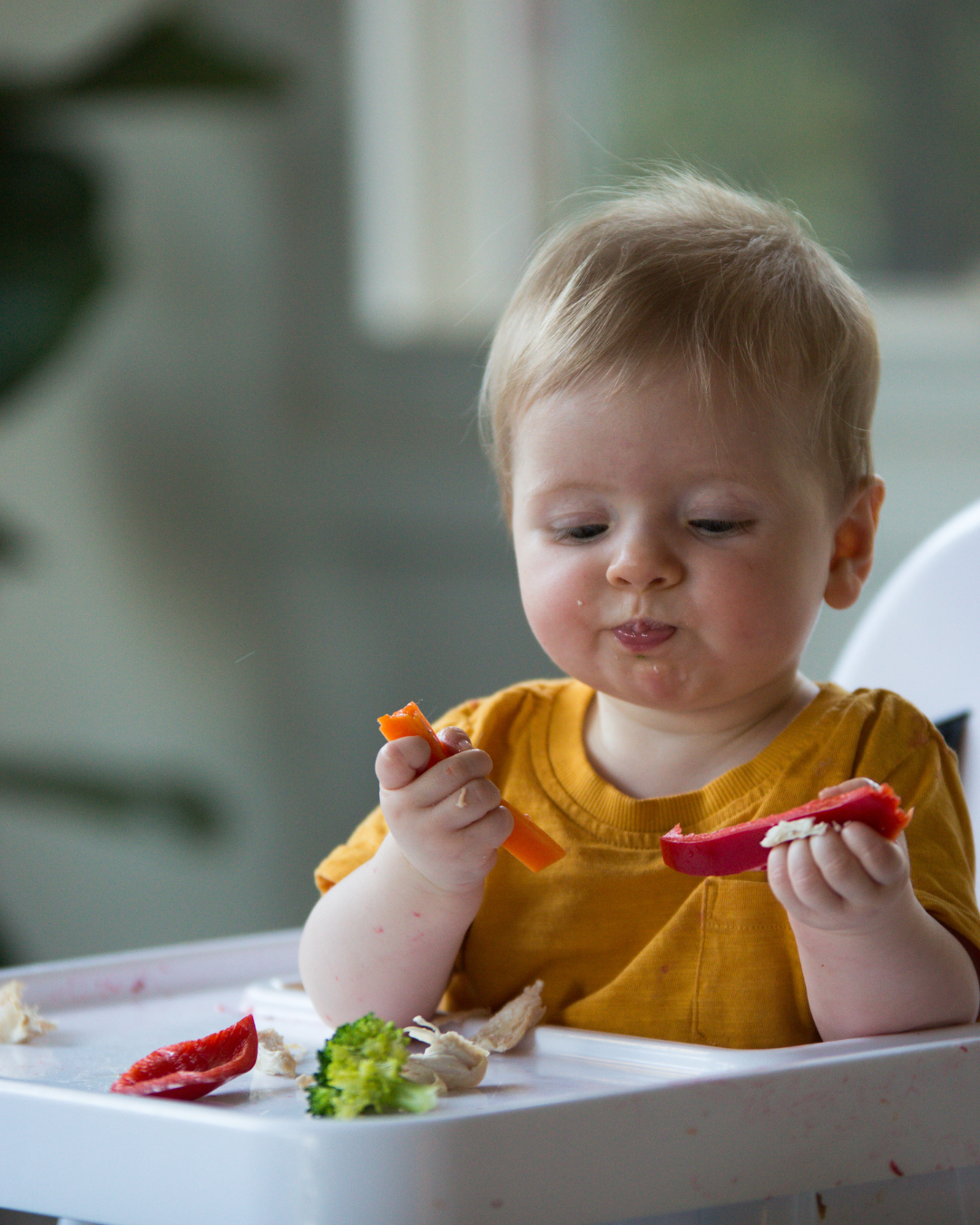 Baby die intuïtief eet - de natuurlijke eet-expert